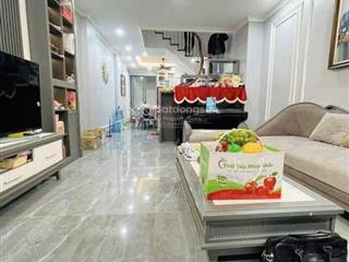 Bán nhà ngõ 79 cầu giấy, góc 3 thoáng, gần oto, sát phố, dân xây, mặt tiền đẹp, 50m2*4t, giá 8,19 t