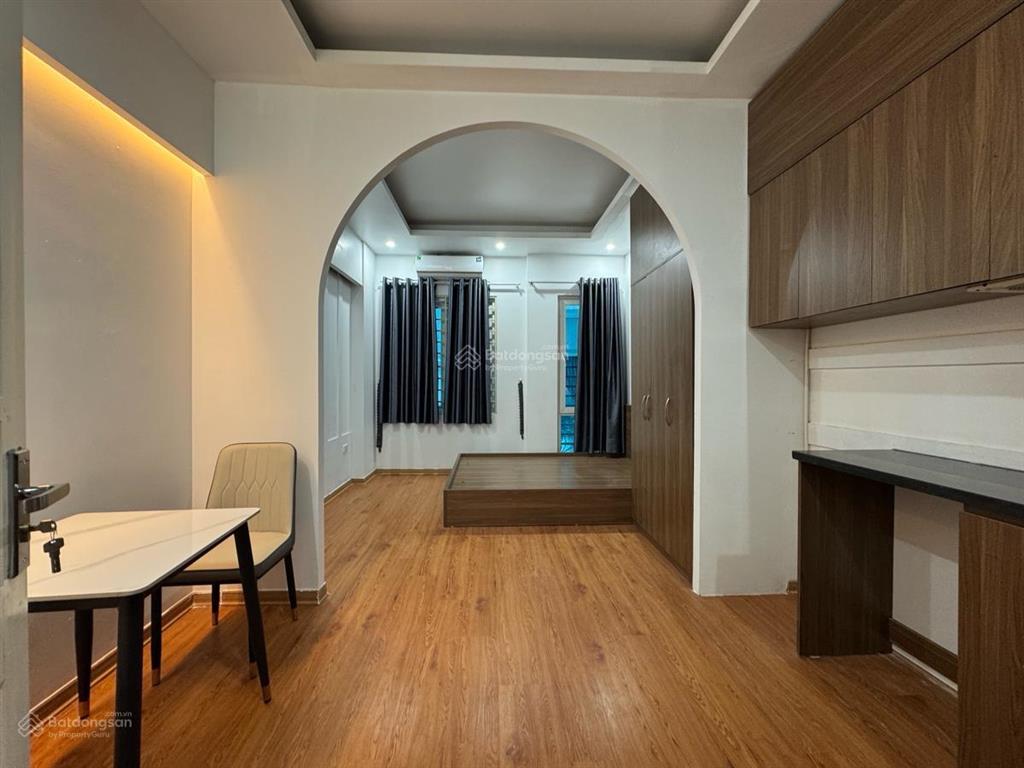 Giá tốt! hoàng quốc việt, ngõ rộng 3m, sát phố, kinh doanh, ngõ thông thoáng, 39m2*5t