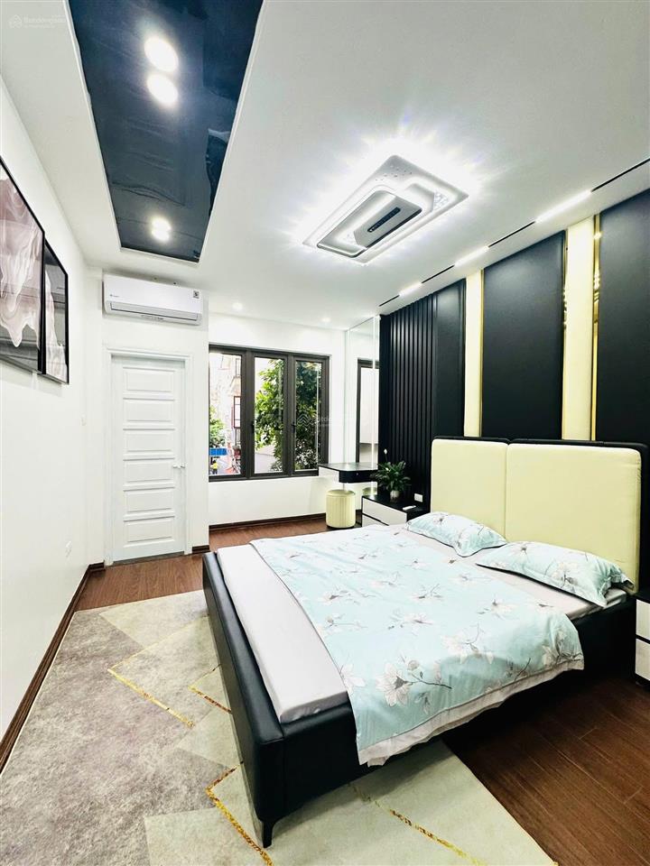 Độc nhất, hồ tùng mậu, gần oto, kinh doanh, tặng full đồ, 10 trường đại học, 42m2x5t