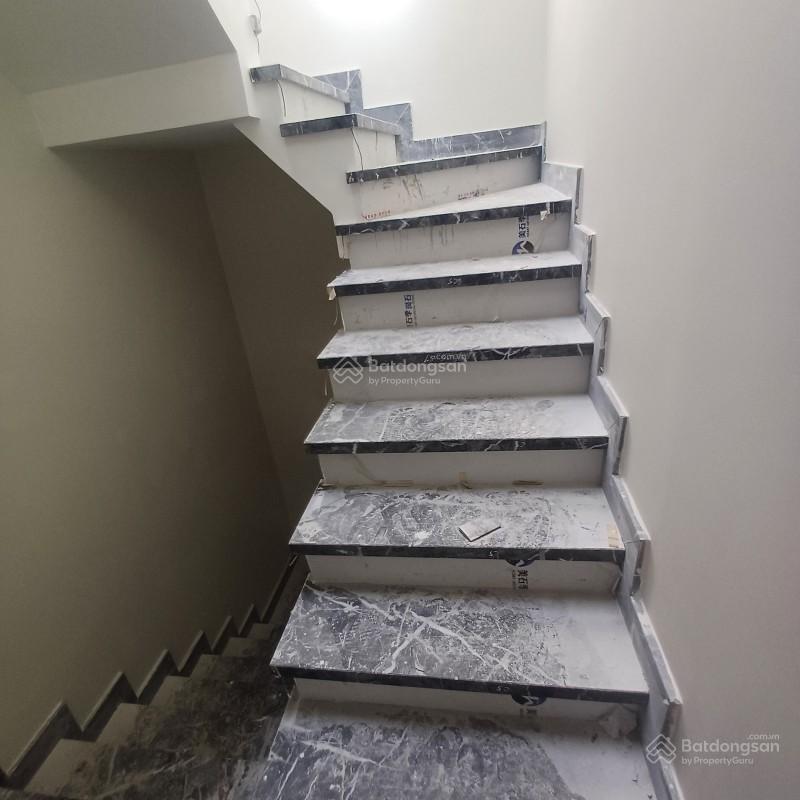 Bán nhà mặt tiền 65 hiệp nhất phường 4 tân bình, trục cmt8 (4,95 x 17m), 5 tầng  15,79 tỷ