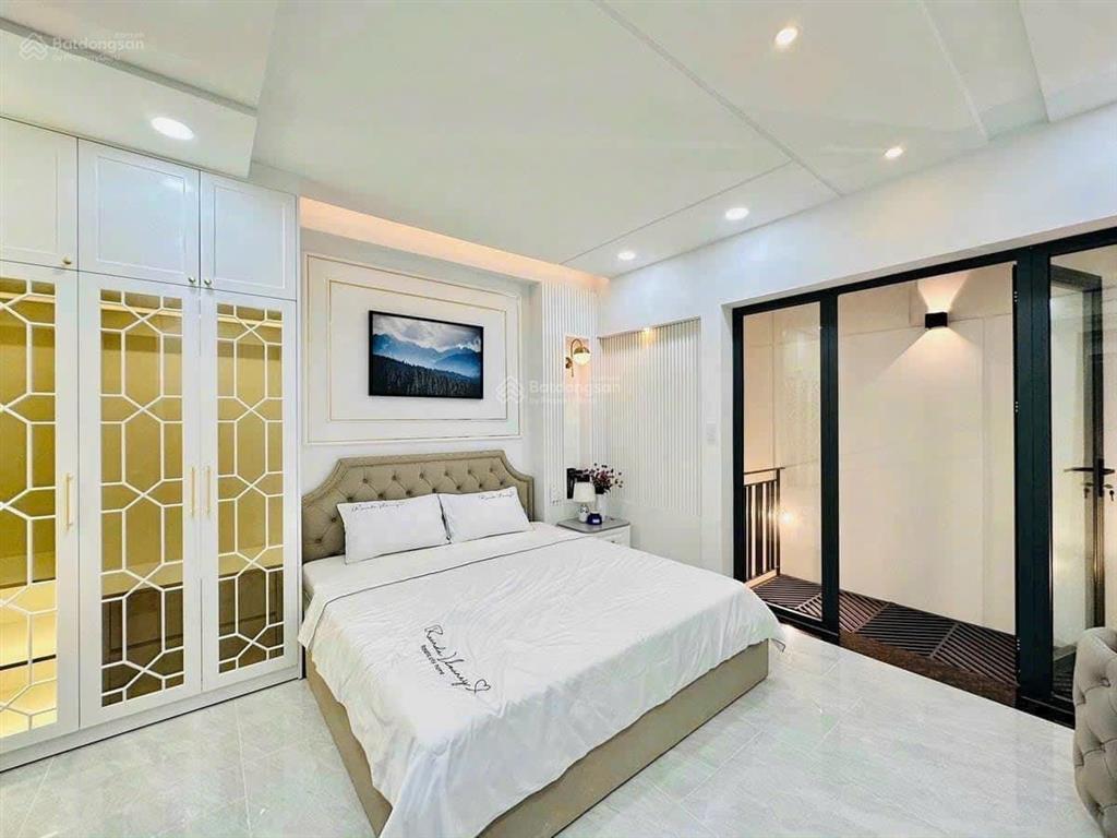 Bán nhà phường 4 tân bình, mặt tiền 58 hiệp nhất (5,5*25m) 125 triệu/m2