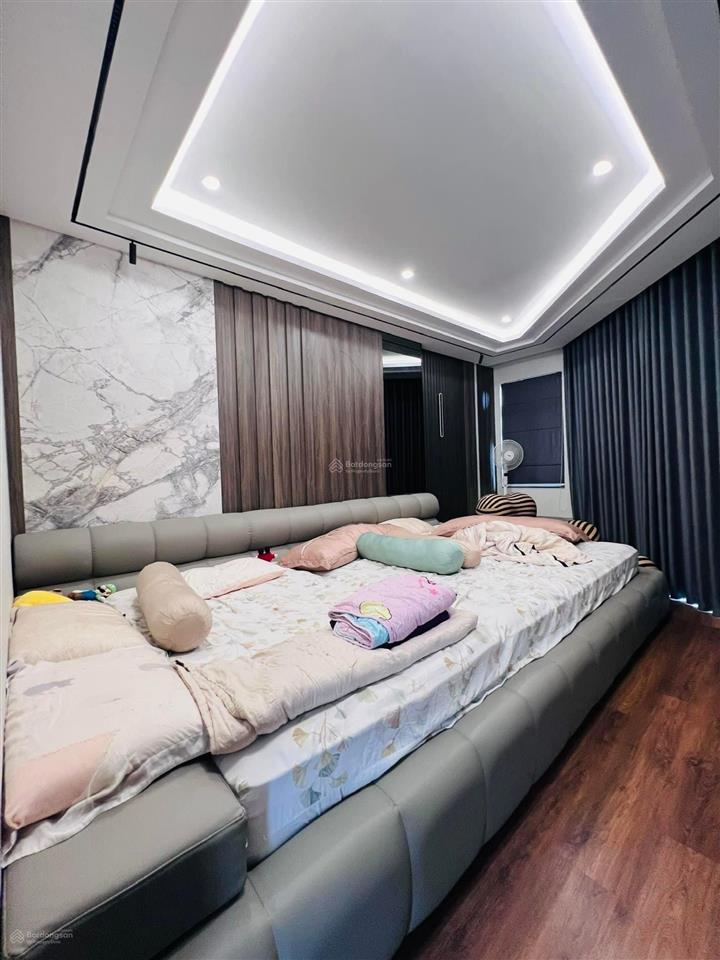 Bán nhà hxh phạm phú thứ, phường 11, tân bình (5,5*14m) 3 lầu mới, chỉ 9 tỷ?