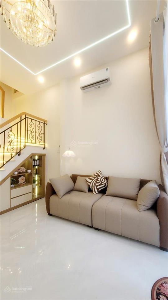Bán nhà hẻm 8m yên thế, phường 2 quận tân bình (4*27,5) sát sân bay  tiện khai thác