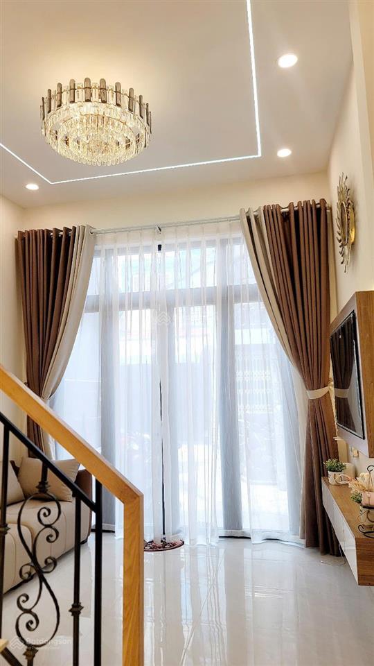 Bán nhà hẻm 8m yên thế, phường 2 quận tân bình (4*27,5) sát sân bay  tiện khai thác