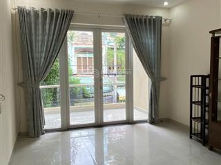 **bán nhà mặt tiền nguyễn trọng tuyển, phường 2, tân bình gần chợ phạm văn hai