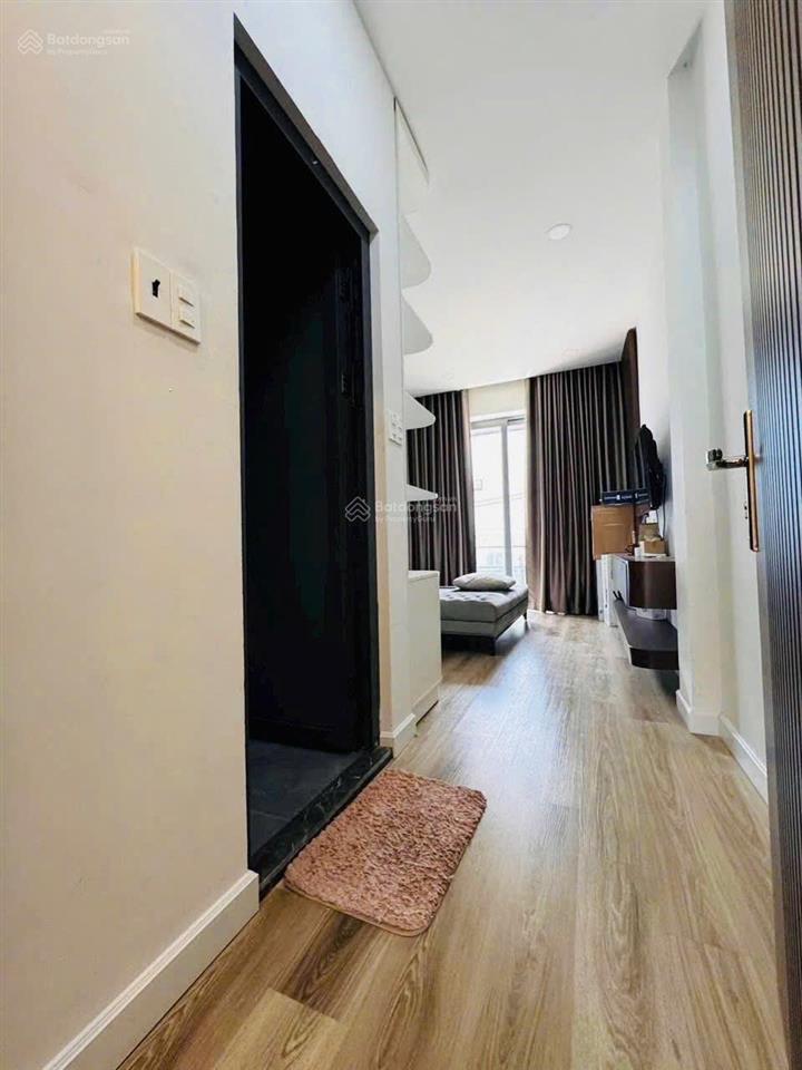 **bán nhà đường hoàng văn thụ, phường 4, tân bình (4*13,5) 3 tầng chỉ 9 tỷ