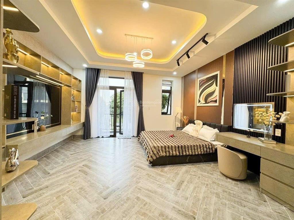 **bán nhà hxh nguyễn văn vĩnh, phường 4, tân bình 4,2x20m  4 tầng, bệnh viện tâm anh