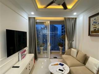 Cần bán căn view đông 3pn 2wc tầng 15 gm2  nội thất y hình 100%