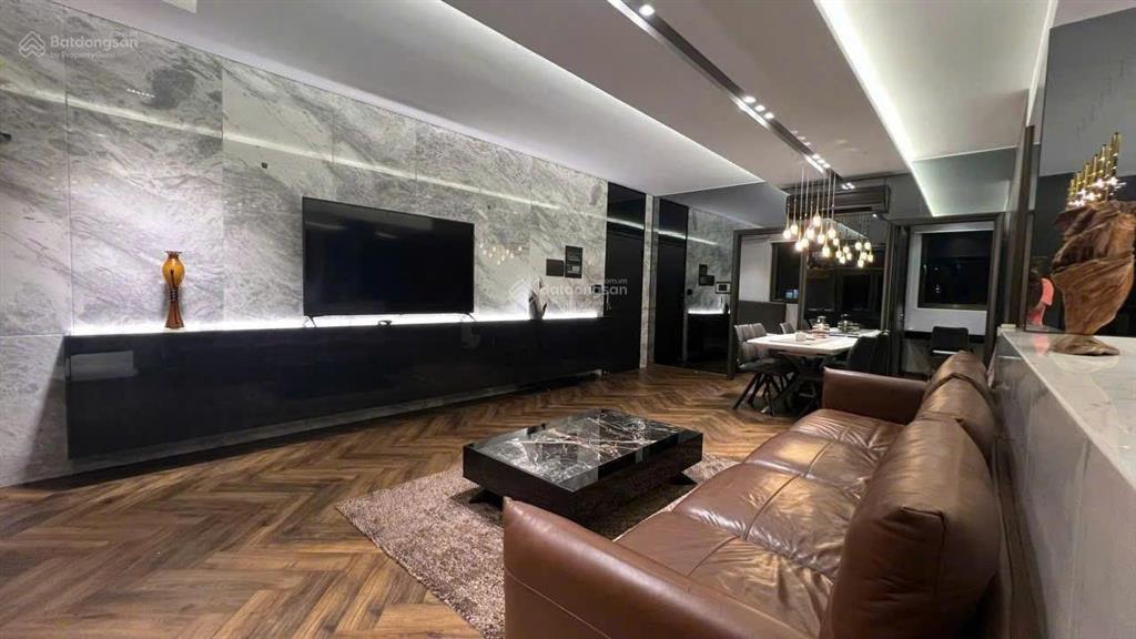 Bán căn hộ sân vườn panorama 166m², 3pn, full nội thất view kênh đào chỉ 18tỷ