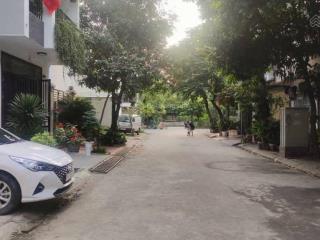 1x tỷ có ngay đất mặt đường khu phân lô vỉa hè, đường 3 ô tô tránh, thích hợp xây tòa nhà cho thuê