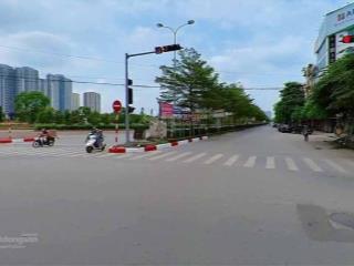 Mặt đường trần vỹ  mai dịch  cầu giấy, 175m2 vị trí đẹp không lỗi phong thủy, giá cực tốt đầu tư