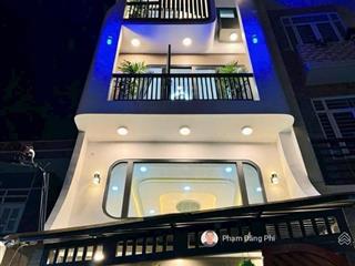 Nhà mới  thang máy  hẻm ô tô  5 tầng  5 phòng  hoàn công đầy đủ  64,2m2  chỉ 7,95 tỷ.