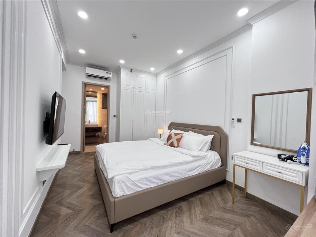 Hot, giá tốt  cho thuê căn hộ the peak midtown phú mỹ hưng, nội thất cao cấp view siêu đẹp và mát