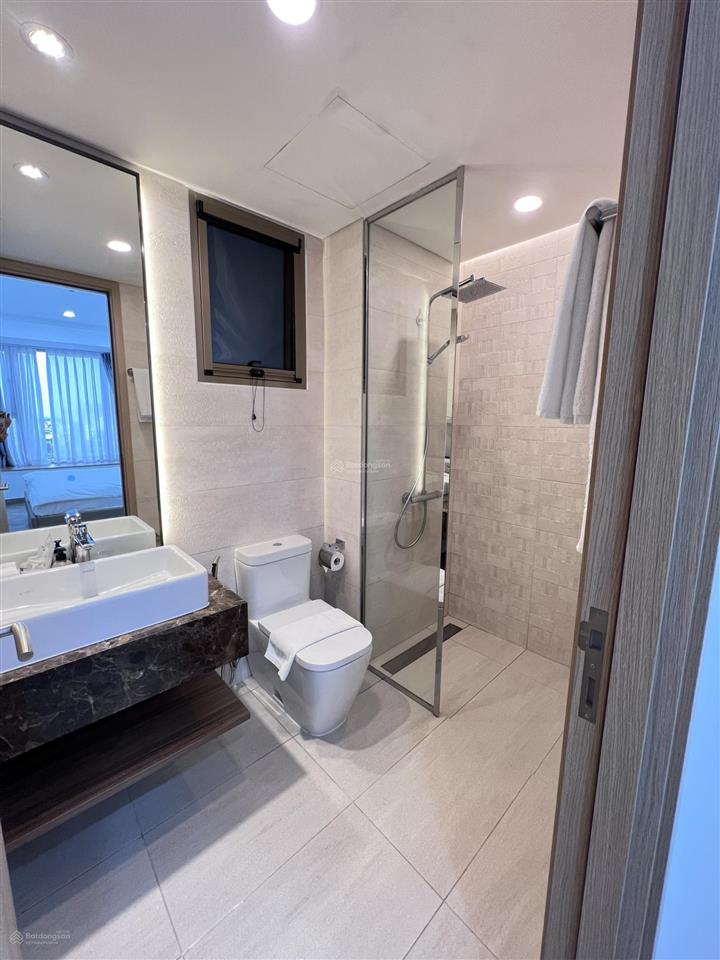 Hot, giá tốt  cho thuê căn hộ the peak midtown phú mỹ hưng, nội thất cao cấp view siêu đẹp và mát