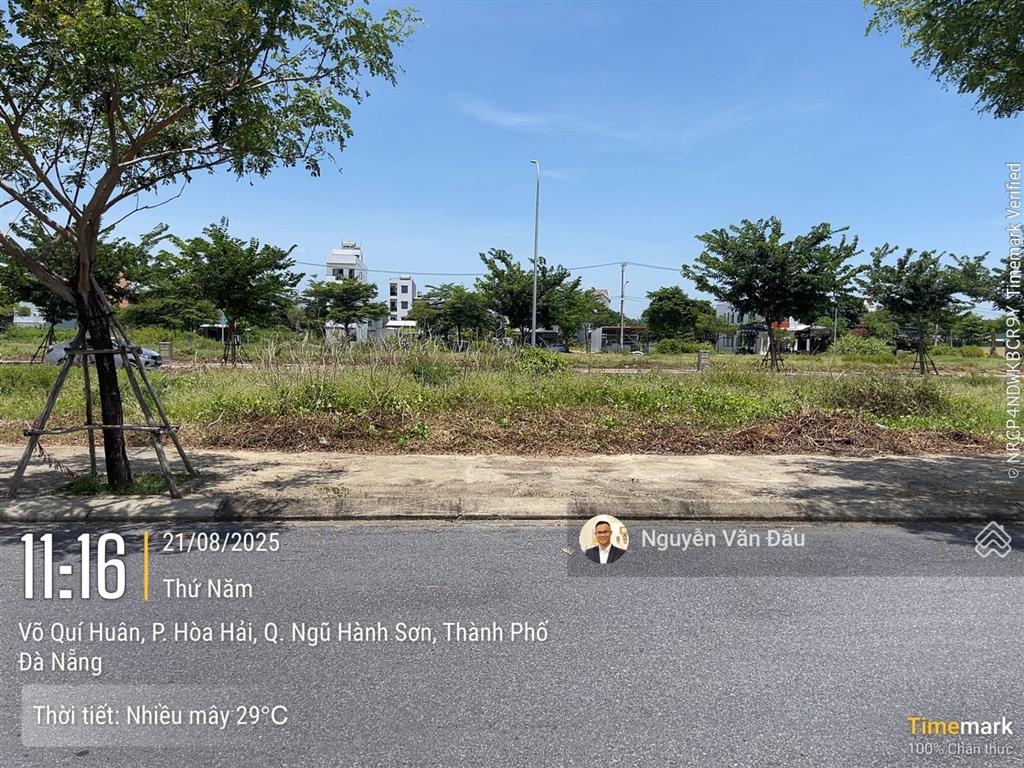 Giá tốt bán biệt thự xây thô fpt 3.5 tầng, dt đất 216m2 (9x24m)  bđs rồng đỏ chuyên fpt