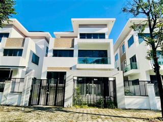 Chính chủ gửi bán căn bt b1.1 dt240m khu đô thị thanh hà giá 123tr/m đường 14m   0989 388 ***