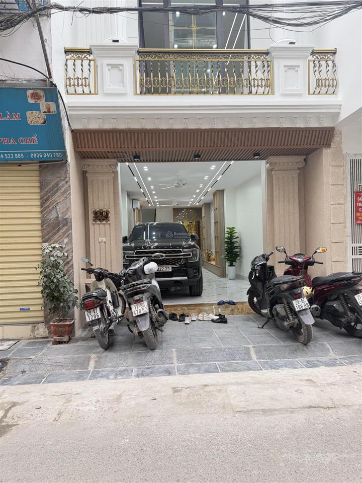 Nhà tân mai  50/56 m2 6 tầng thang máy  kinh doanh sầm uất ngày đêm  oto đỗ của vào nhà 22 tỷ
