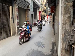 Cần cho thuê căn hộ 40 m2  2 ngủ  1 wc  khách bếp  ban công  sân phơi  giá 4.5 tr / tháng