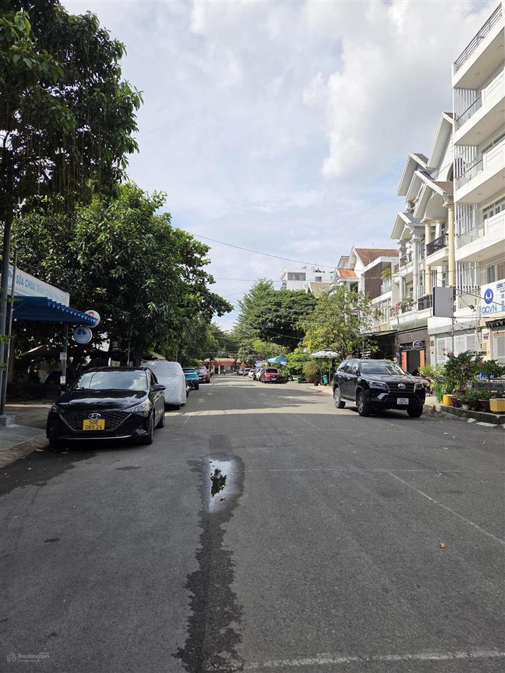 Bán lô đất hẻm 16m thông đường nguyễn oanh p17(4mx20m)giá 9ty6 tl