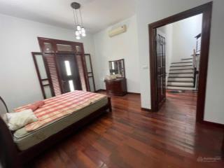 Cho thuê bt 180m2 làm spa, cafe, lớp học, văn phòng, trung tâm đào tạo
