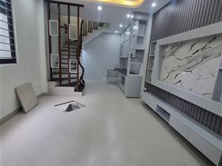 Nhà đẹp ở ngay chỉ 5.x tỷ gần ngã tư vạn phúc thuận tiện qua hà đông, lê quang đạo sang mỹ đình