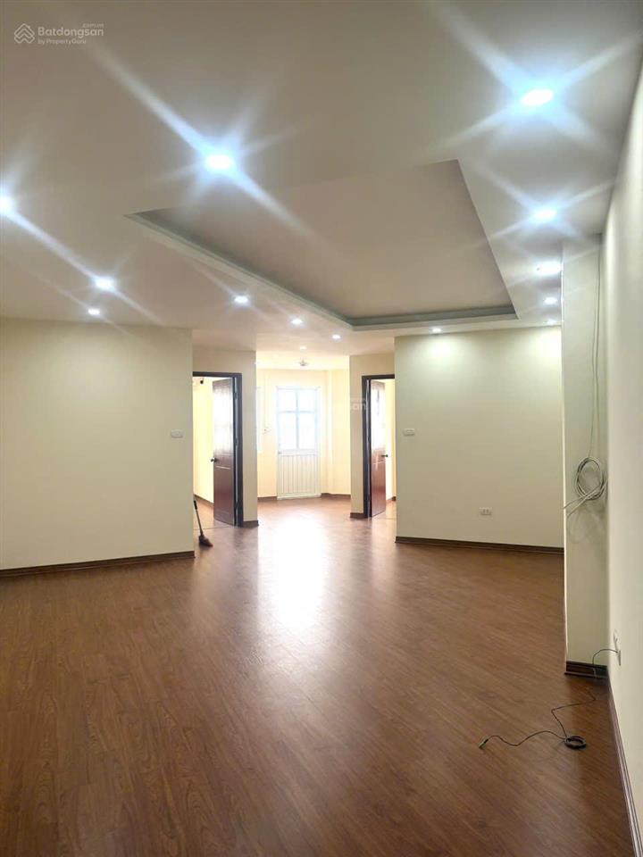 Bán căn hộ cc quân đội thạch bàn, long biên 75m2  2 ngủ  2vs giá 4,1 tỷ