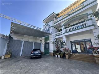 Cần bán villa có hồ bơi sân vườn ăn trái giá siêu hời  8,5 tỷ có thương lượng