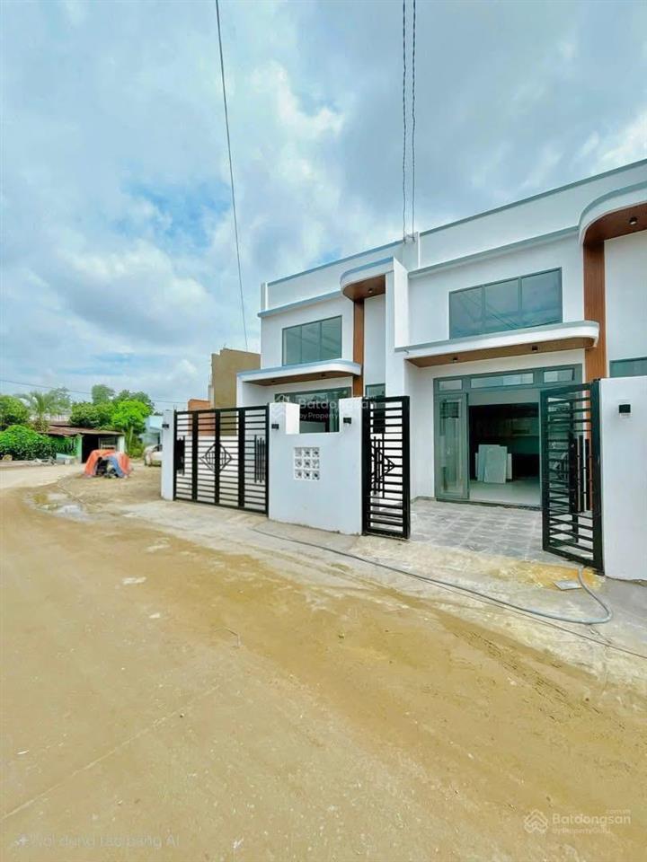 Nhà gác lửng sr  tc làng sinh thái phường tân triều biên hoà. cạnh đường lớn, giá chỉ 1.8x tỷ