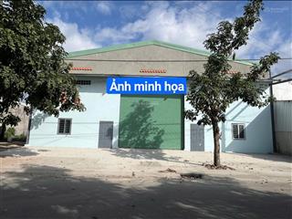 Cho thuê kho 700m2 thành phố mới, thủ dầu một. diện tích 700m2 kho 500m2. đường xe công