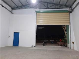Cho thuê kho 200m2 phú tân, thủ dầu một
 vị trí đường lớn xe container chạy thoải mái
