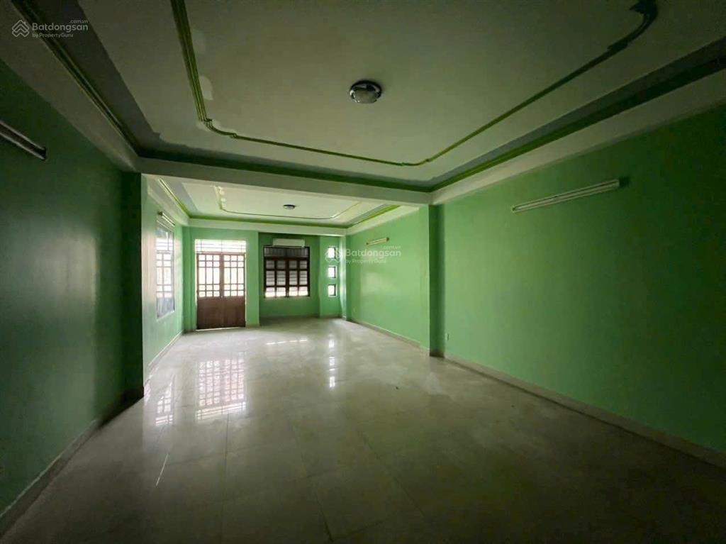 Cho thuê tòa nhà 600m2 sàn trung tâm thủ dầu một