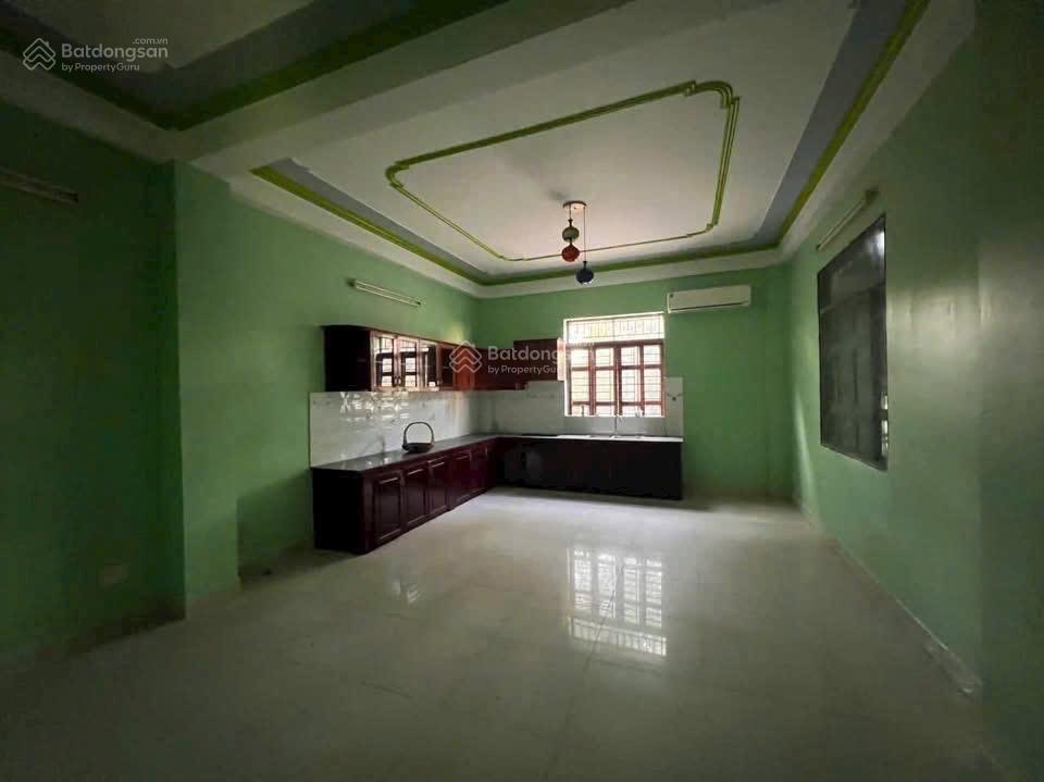 Cho thuê tòa nhà 600m2 sàn trung tâm thủ dầu một