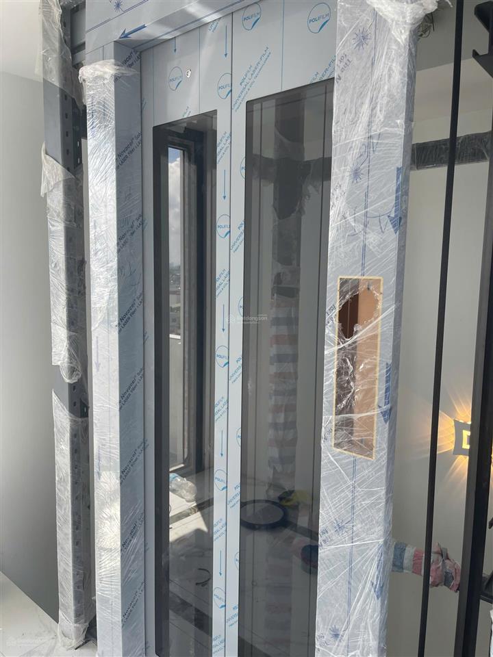 Bán nhà 6 tầng mt đường huỳnh thị hai, dt 4x20m, giá 12.5 tỷ tl