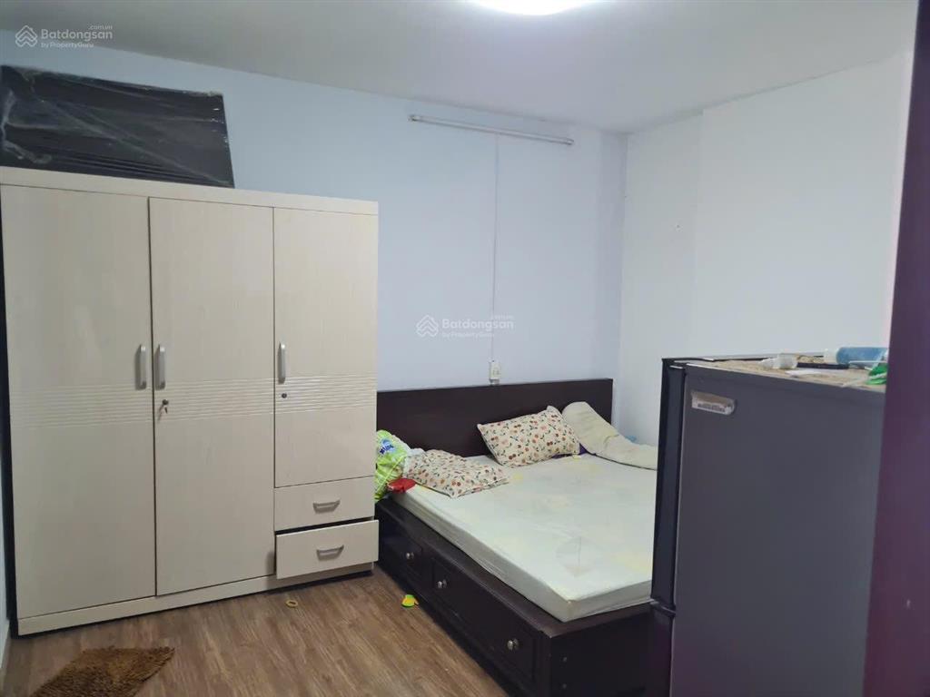 Bán căn hộ 2pn 1wc thủ thiêm xanh  nhà thoáng mát. nội thất cơ bản giá 3.1tỷ. sổ hồng riêng