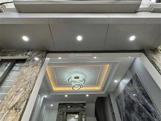 Chỉ hơn 8 tỷ khương đình, 6 tầng thang máy mới tinh, ngõ thẳng tắp, sh quay đầu, gần royal city