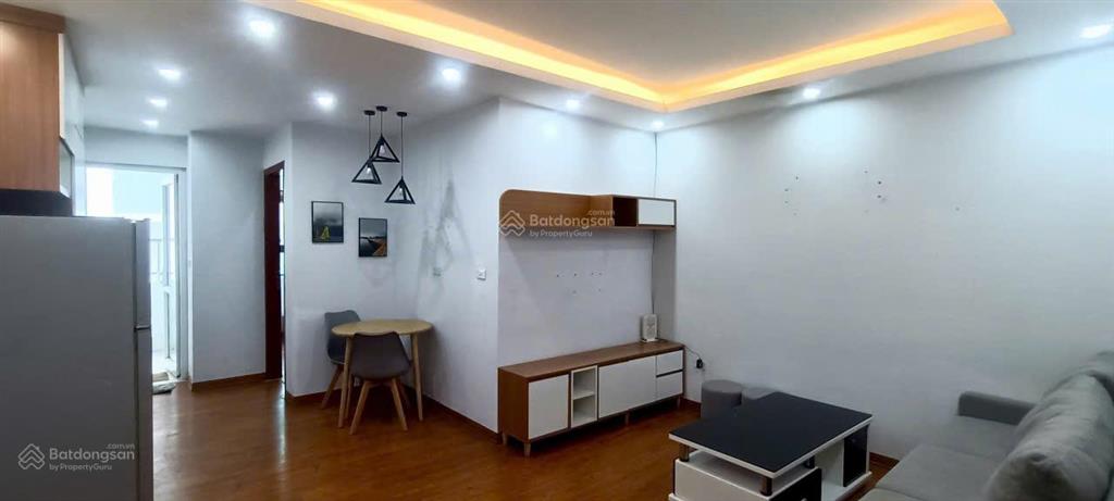 Chính chủ em bán căn hộ chung cư 2 phòng ngủ tòa vp5 bán đảo linh đàm , sổ đỏ chính chủ