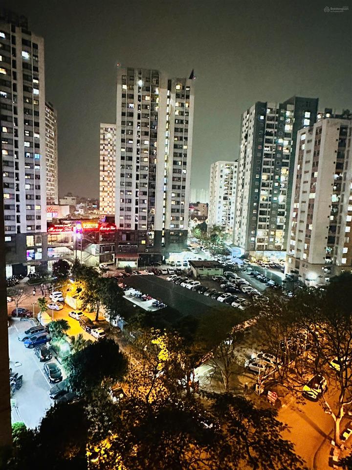 Chủ nhà gửi bán chung cư ct4a x2 linh đàm, ban công rộng thoáng, view đẹp, hướng nam cực mát