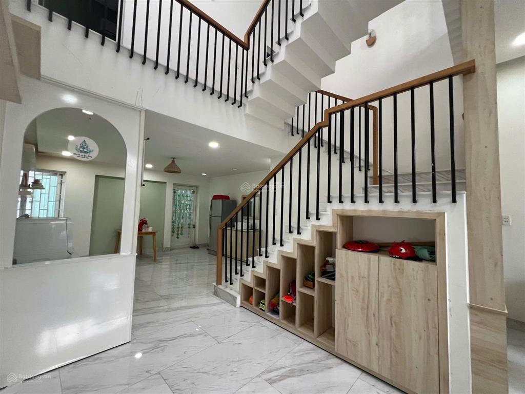 Bán nhà riêng tại phan quang định, 4,85 tỷ, 100m2, 2pn, 2wc, 2 tầng