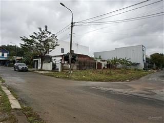 Lô góc tái định cư hòa sơn 7..phường hòa khánhtp đà nẵng..đối diện công viên sạch đẹp...