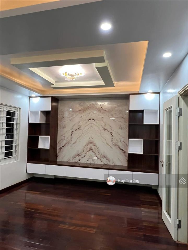 Bán nhà riêng thạch bàn, cổ linh, long biên. 8,5 tỷ.