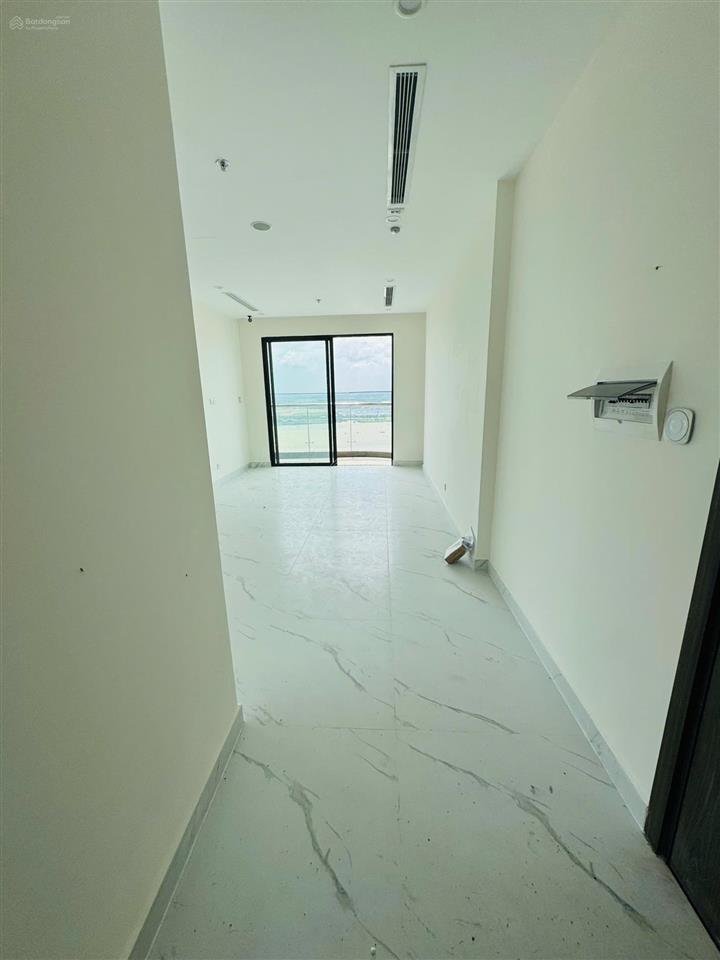Bán nhanh 3pn  tầng 2x view trực diện sông  the beverly căn góc giá siêu rẻ 7,5 tỷ all in