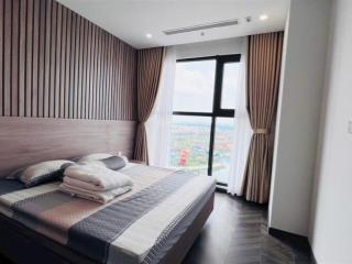 Chiết khấu 13%  bán căn studio 38m2 tầng đẹp, view siêu đẹp thuộc the opus one chỉ 2,6 tỷ