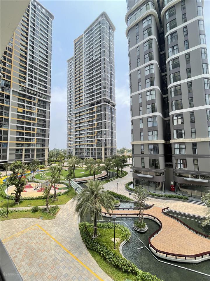 Giảm giá bán nhanh căn hộ the beverly giá chỉ 2,4 tỷ studio 34m2 view nội khu, công viên cực đẹp