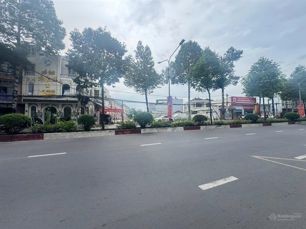 Bán gần 500m2 đất mặt tiền đường nguyễn ái quốc  chỉ 46 tỷ