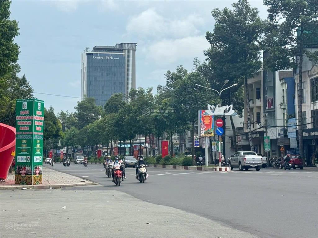 Bán gần 500m2 đất mặt tiền đường nguyễn ái quốc  chỉ 46 tỷ