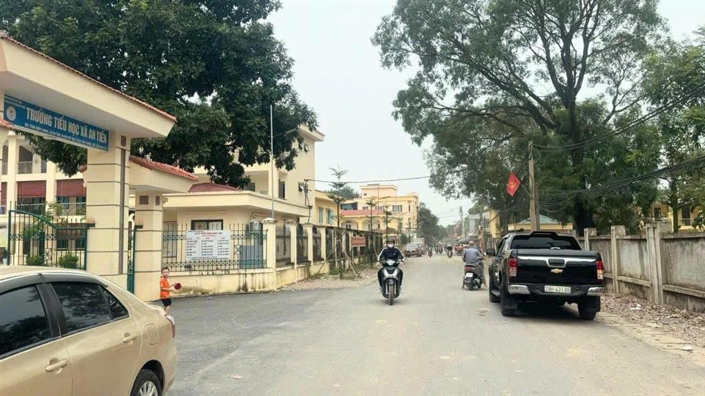 Bán đất chính chủ dt 58m2 mt = hậu. dân cư hiện hữu, đầu tư lâu dài hoặc an cư lập nghiệp đều ok