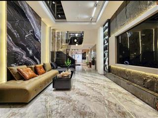 Nhà đẹp  villa 3 tầng có hồ bơi ngay trung tâm hải châu đà nẵng liền kề 3 trường đại học