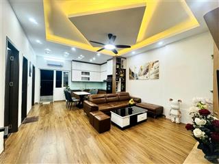 Chính chủ bán căn hộ 2 ngủ 2wc full nội thất đồ điện tử giá 2tỷ8xx