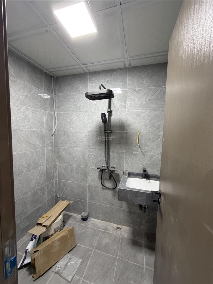 Căn hộ 2 phòng ngủ 2wc 72m2 tim tường full nội thất mới 100% giá 3ty6xx thu về