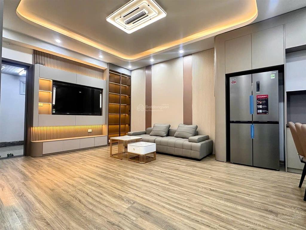 Căn hộ 2 ngủ 2wc 65m tim tường đầy đủ nội thất giá 3ty2 thu về